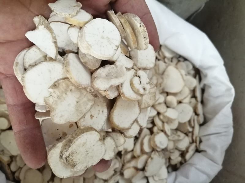 天花粉，花粉（瓜蒌根），颜色漂亮又白又干净，大小均匀
