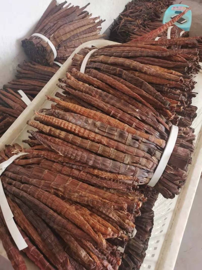 筒筒笋牛尾笋烟笋大竹笋笋干