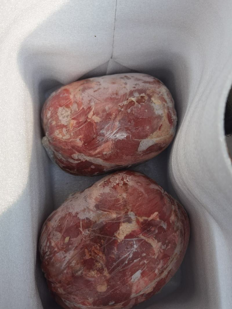 乳牛后腿肉牛腿肉乳牛后腿肉冷冻牛肉冻牛肉小牛肉