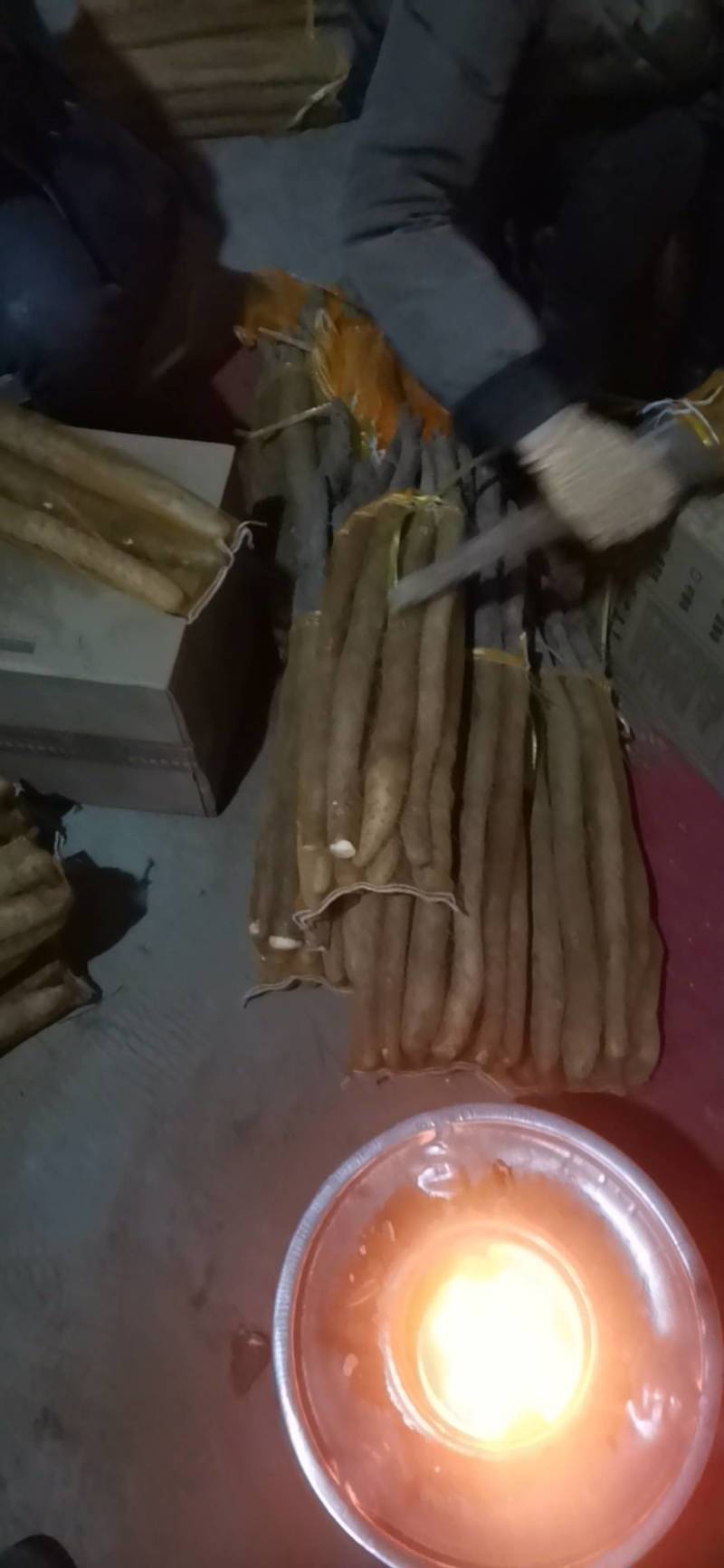 大量出售白玉小货，河南路，下脚料