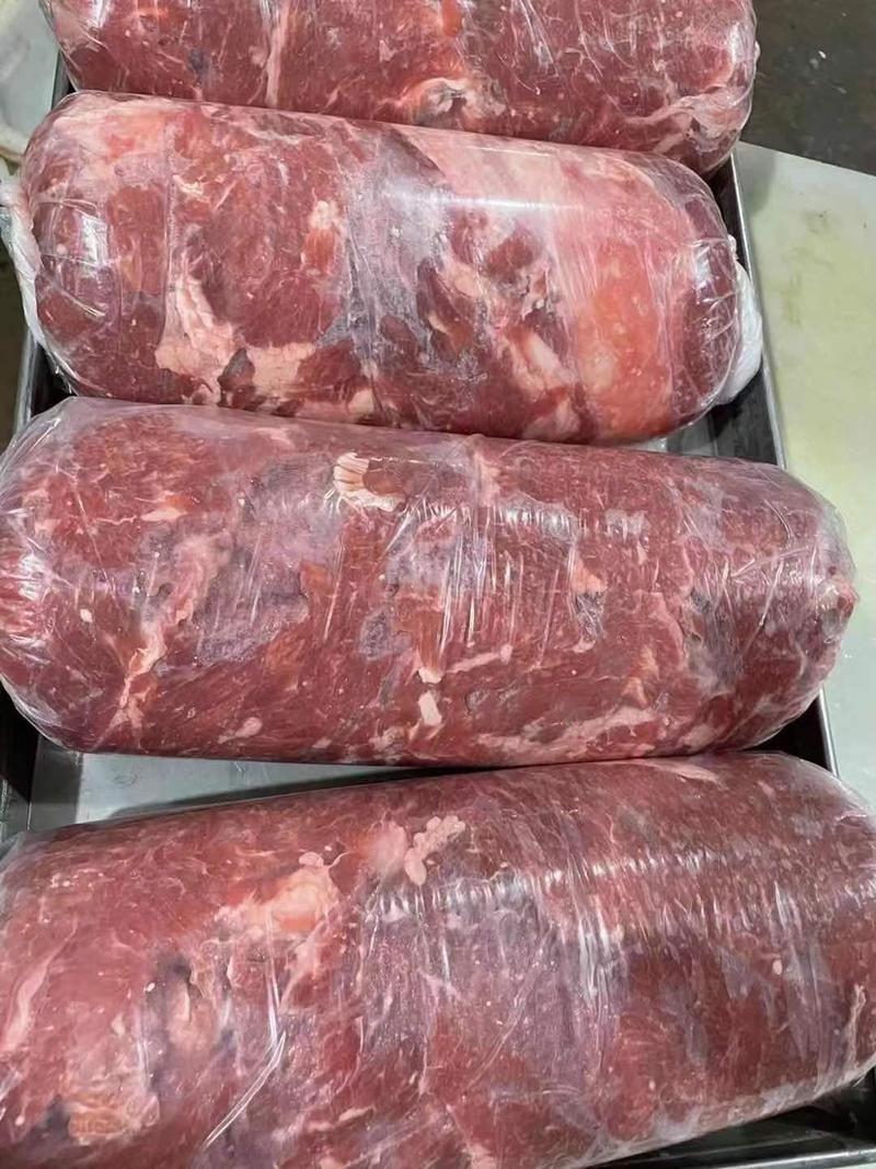 厂家直供价位低牛碎肉适合快餐，保质保量一手货源