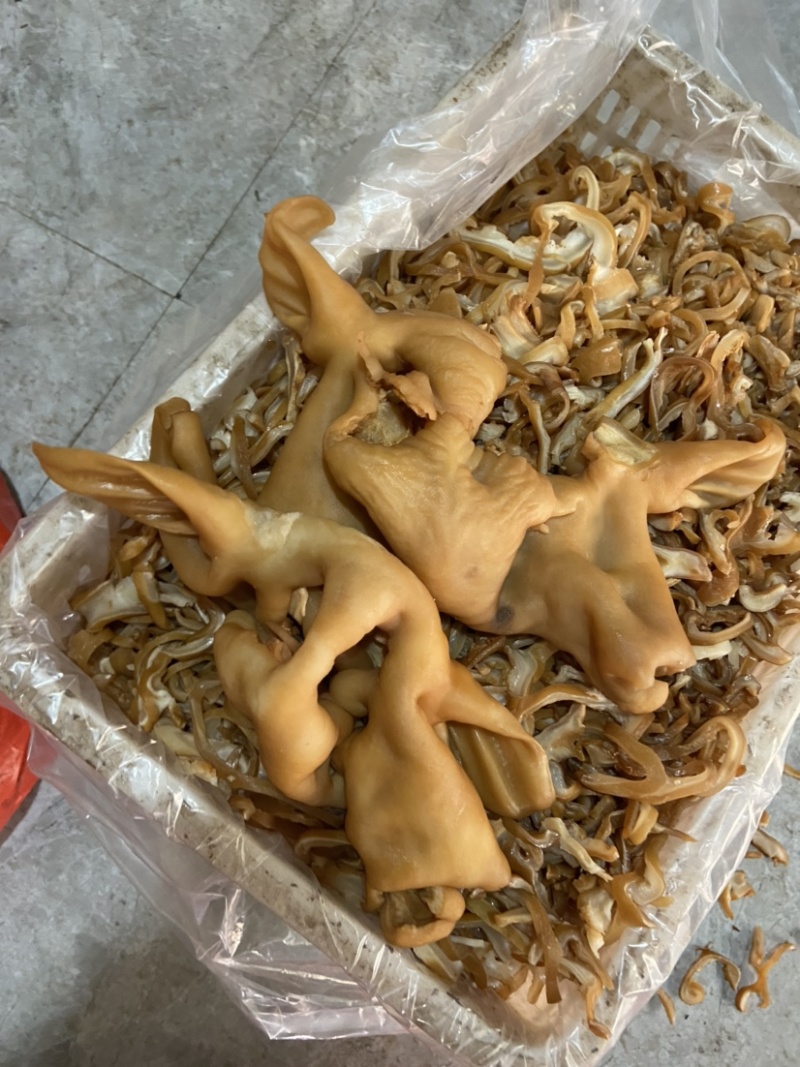 厂家直销，酱香羊脸皮，可定制酱香，全国冷藏运输。