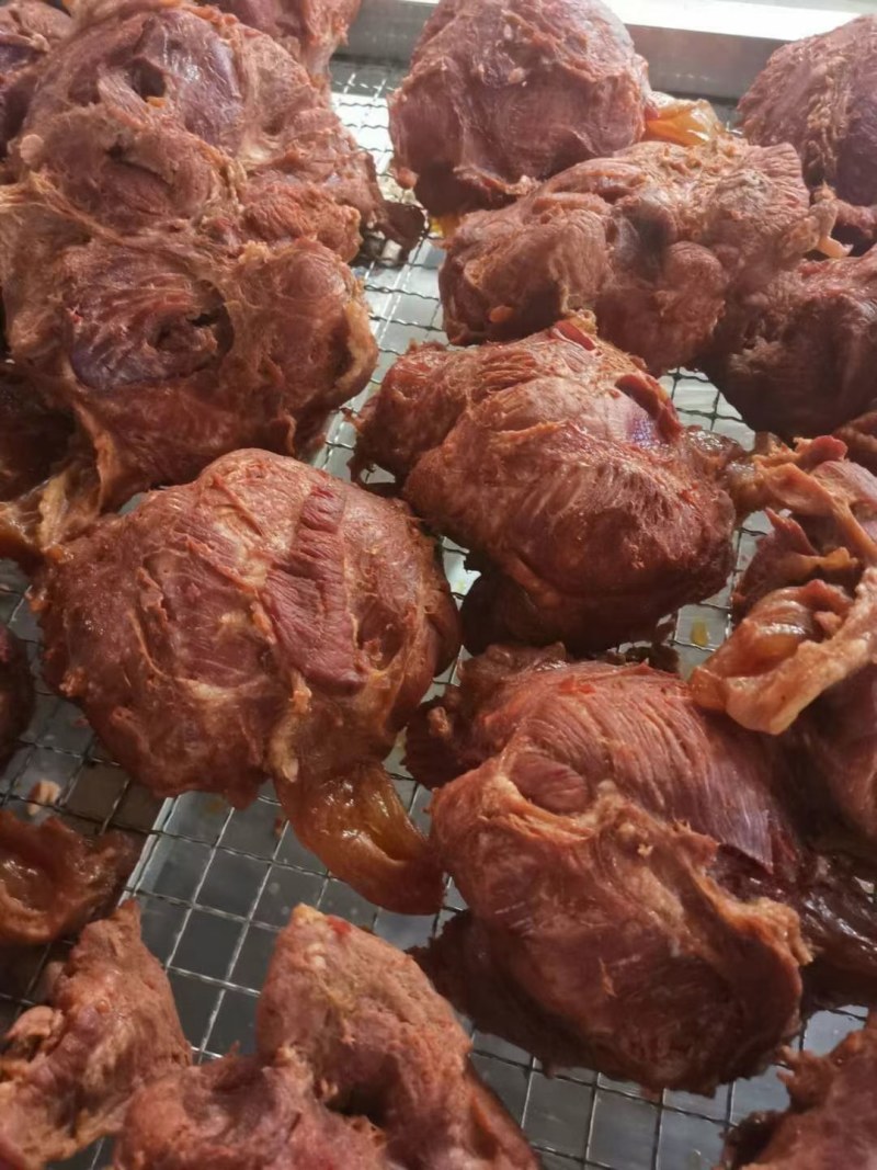 杜蒙荣辉全熟五香牛腱子，一层肉一层筋，不含淀粉