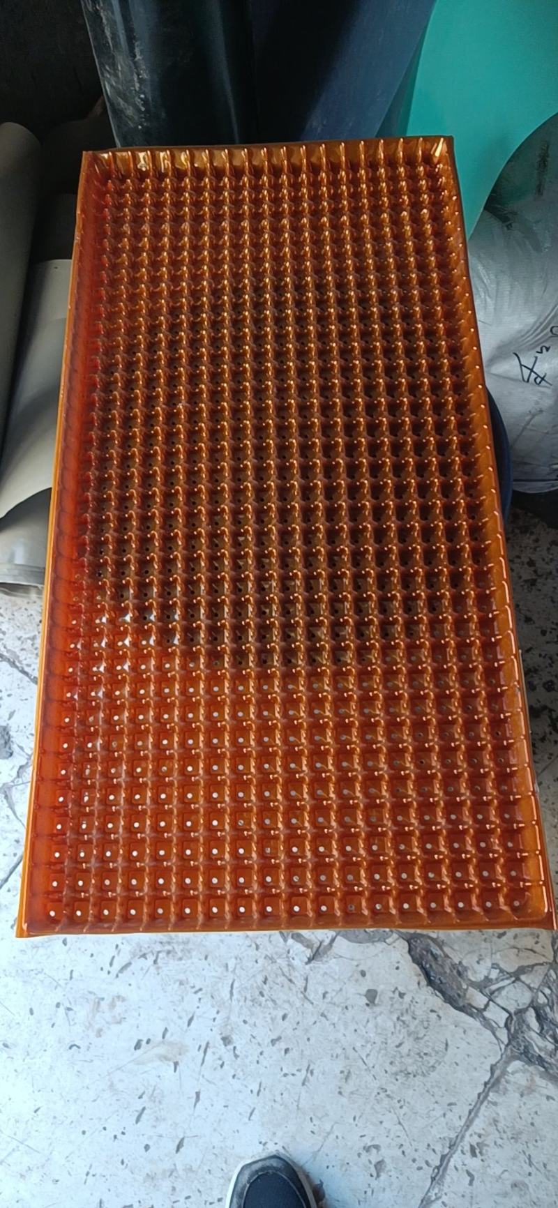 水稻秧基质水稻育秧盘托盘软盘硬盘抛盘