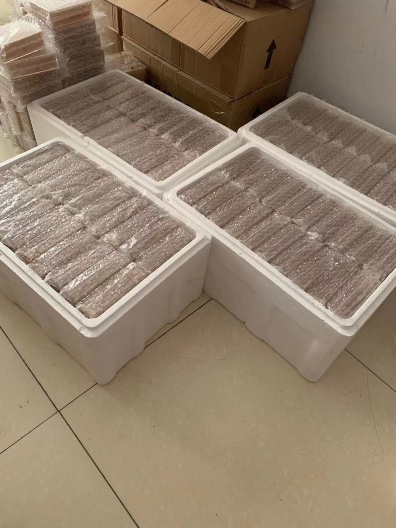 蜂蜜蜂巢蜜产地供货蜂蜜巢蜂窝蜜嚼着吃欢迎选