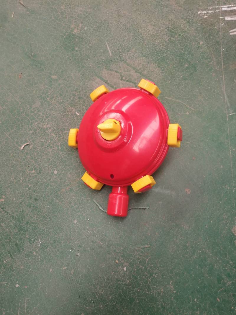牛羊牲畜自动饮水器水碗小牛断奶牛鼻刺