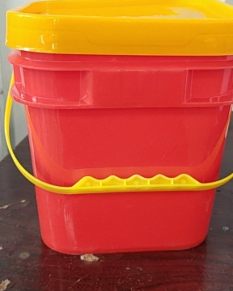 全新PP材料食品级塑料包装桶，豆瓣桶，肥料桶，机油桶等