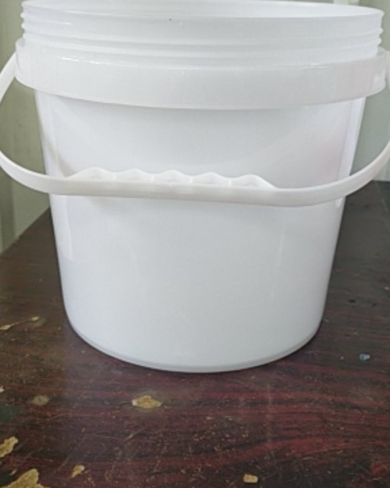 全新PP材料食品级塑料包装桶，豆瓣桶，肥料桶，机油桶等