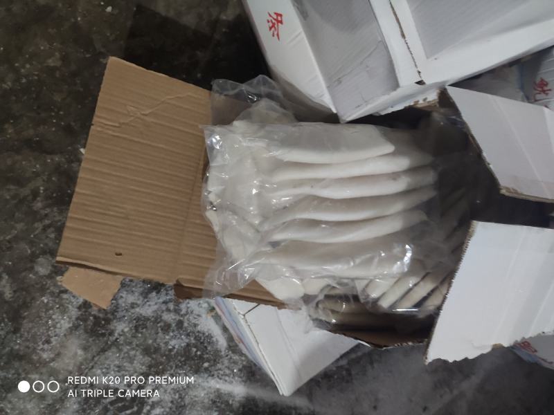 秘鲁鱿鱼去皮胴体，10公斤一件，鲜度好，编织袋，纸箱包装