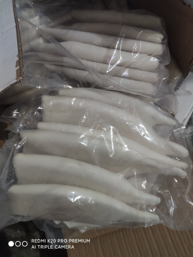 秘鲁鱿鱼去皮胴体，10公斤一件，鲜度好，编织袋，纸箱包装