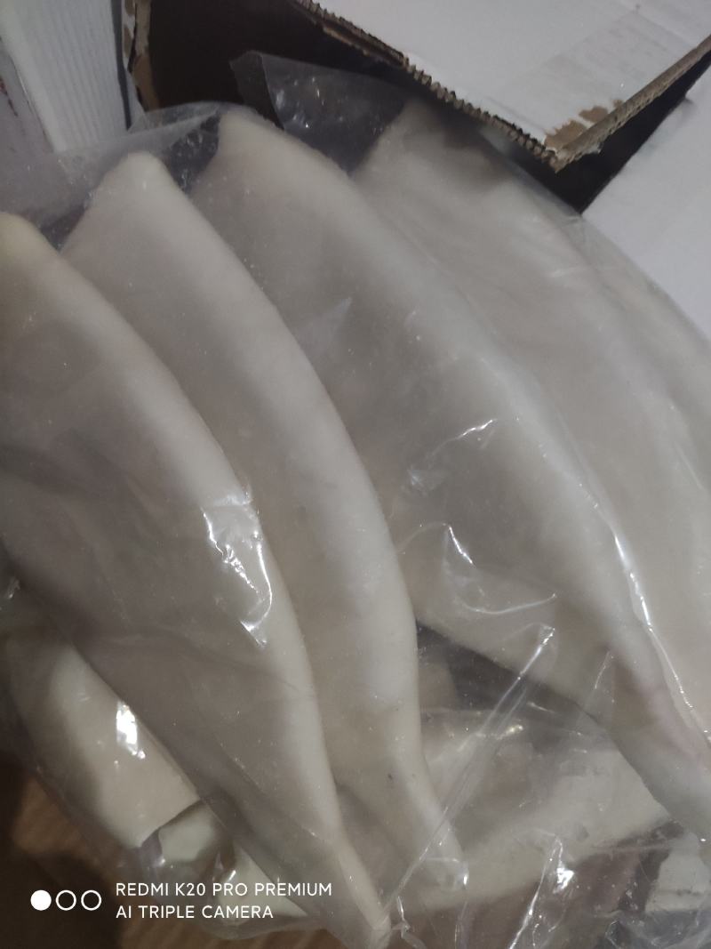 秘鲁鱿鱼去皮胴体，10公斤一件，鲜度好，编织袋，纸箱包装