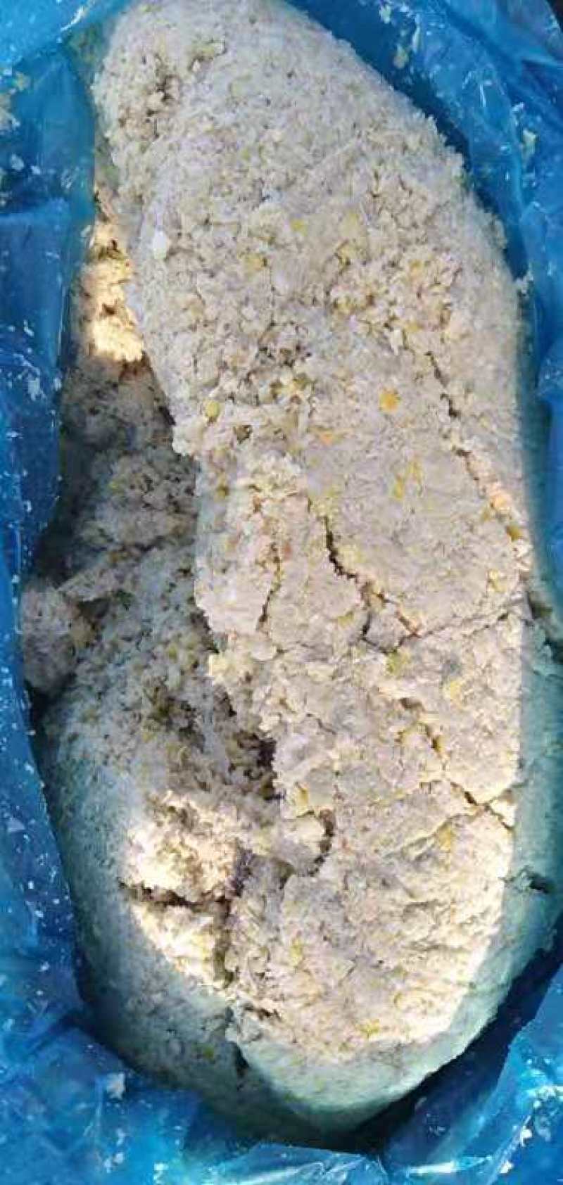 生的熟的甜残玉米，自然水份，粉碎压包装，适合牛羊鹅