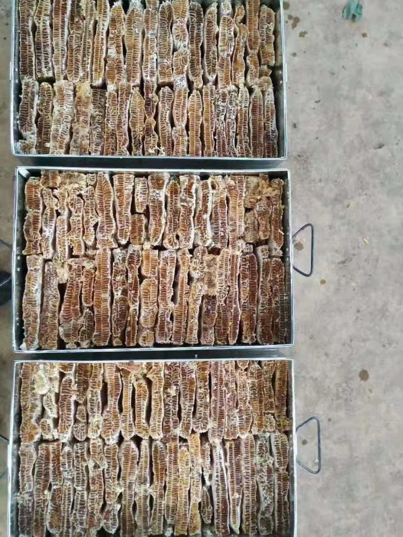 蜂巢蜜甘甜爽口蜜味香浓一件90斤价格美丽
