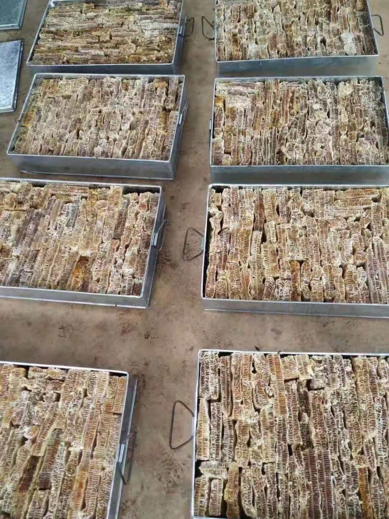 蜂巢蜜甘甜爽口蜜味香浓一件90斤价格美丽