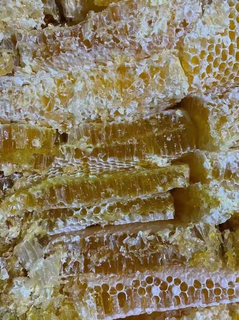蜂巢蜜甘甜爽口蜜味香浓一件90斤价格美丽
