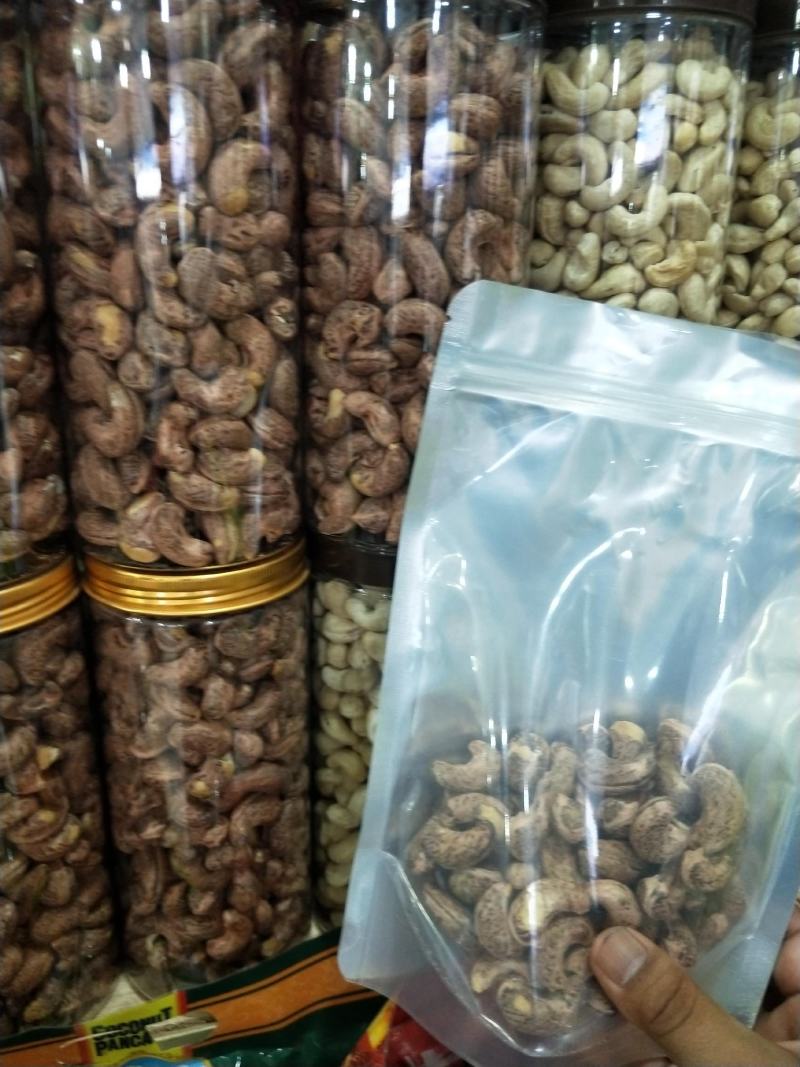 带皮紫皮盐熏腰果大腰果500G罐装袋装支持一件代发