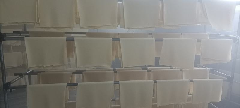 大家好我是一亩田代办，现大量出售千张，其他豆子品，有需要