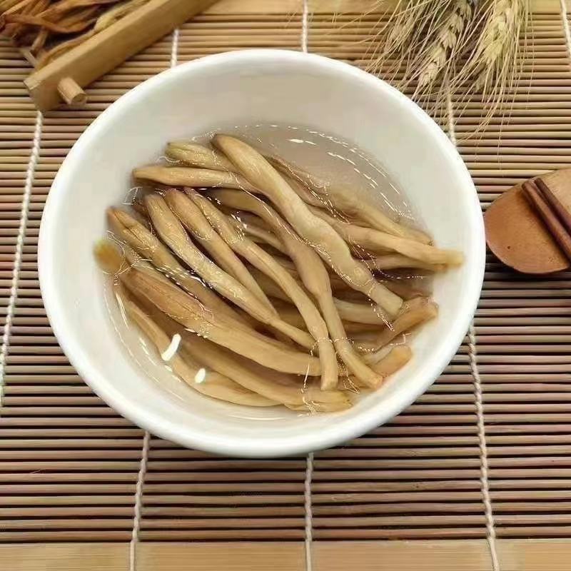 黄花菜，今年的新货，干度好颜色好价格美丽，需要的老板联系