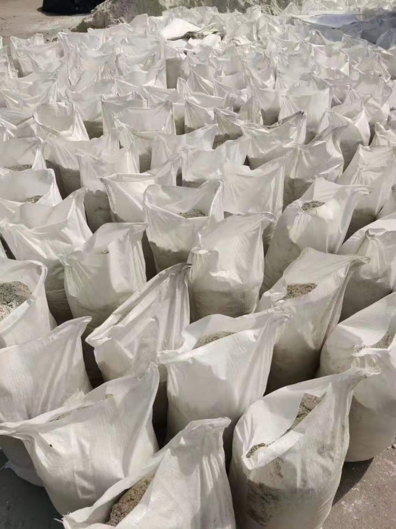 常年出售优质大豆油渣粉，直接喂牛羊，适合养殖厂饲料都可！