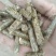 优质花生秧颗粒料，经过高温杀菌，喂养方便快捷，不浪费