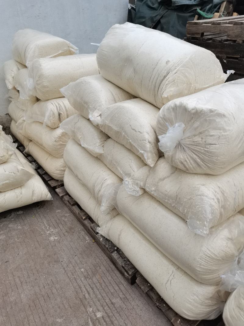 新鲜豆渣，高蛋白，含水量低