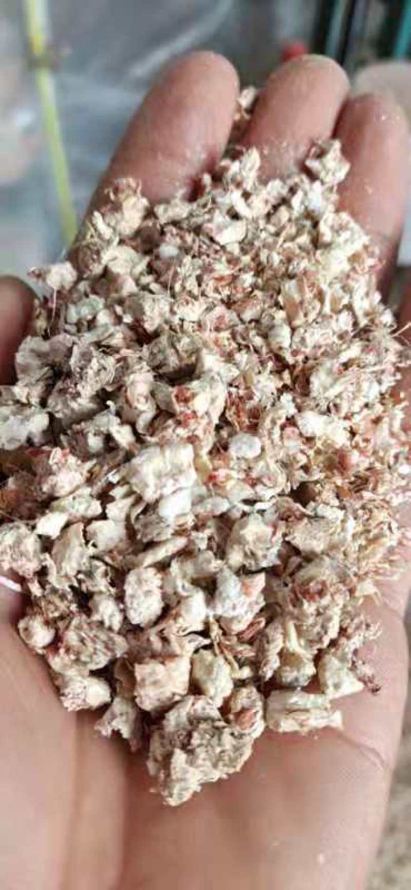 玉米芯颗粒压块，玉米芯颗粒。诚招各省市经销商，