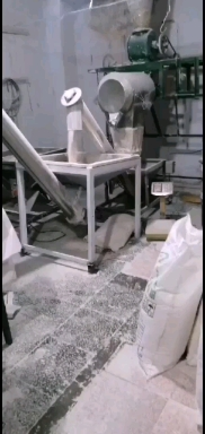 多功能斗式提升机，输送机，输送带，绞龙提升机