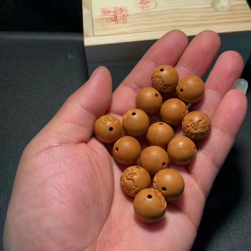 金玉满堂，十分开心，纯手工橄榄核雕刻，看上结缘，看上联系