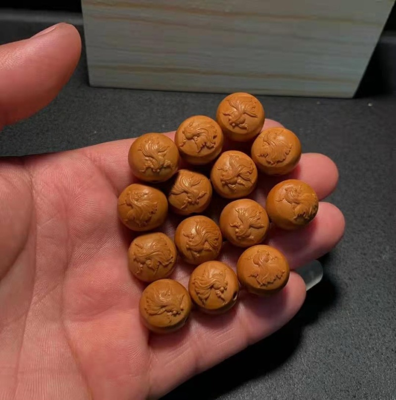 金玉满堂，十分开心，纯手工橄榄核雕刻，看上结缘，看上联系