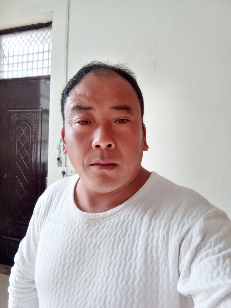 大量供用，长白大葱万亩