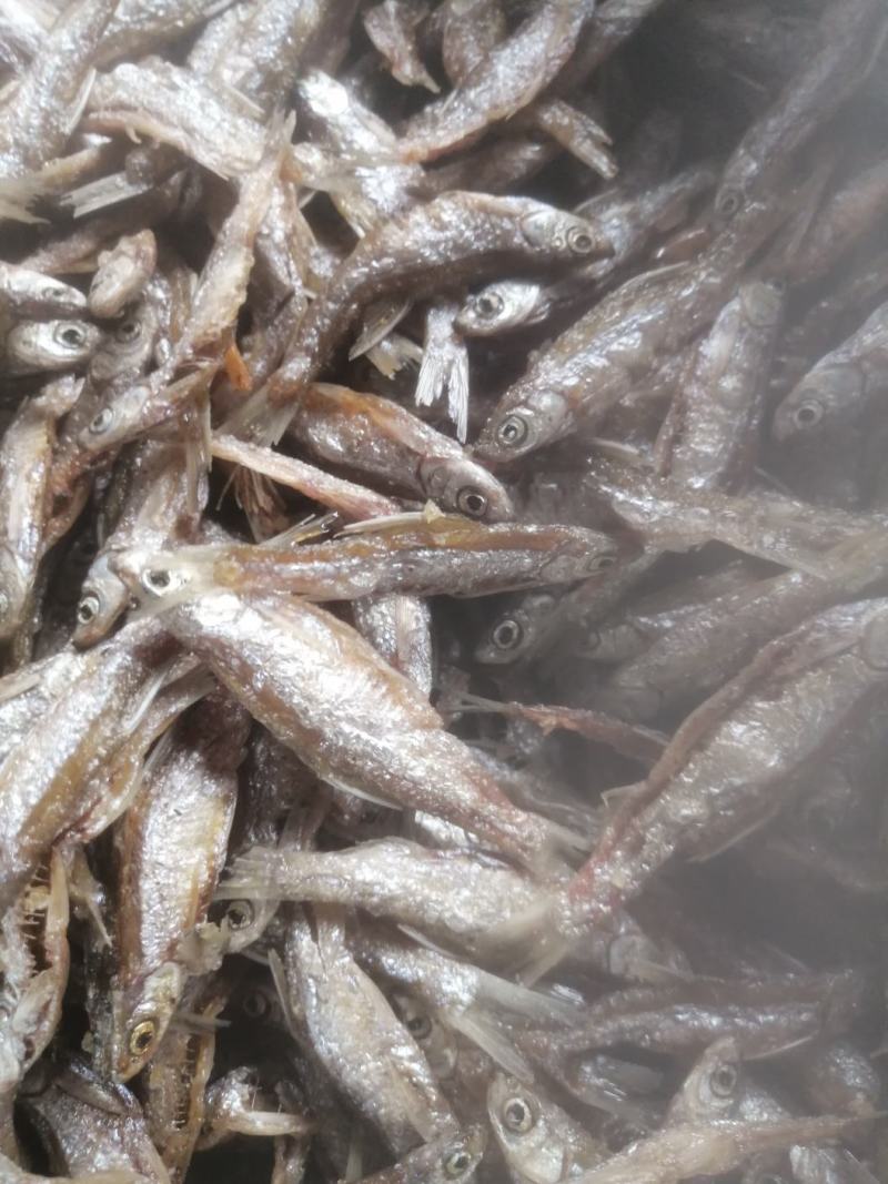 海南油炸开肚白肖（别名白条）油炸，不开肚油炸7-12公分