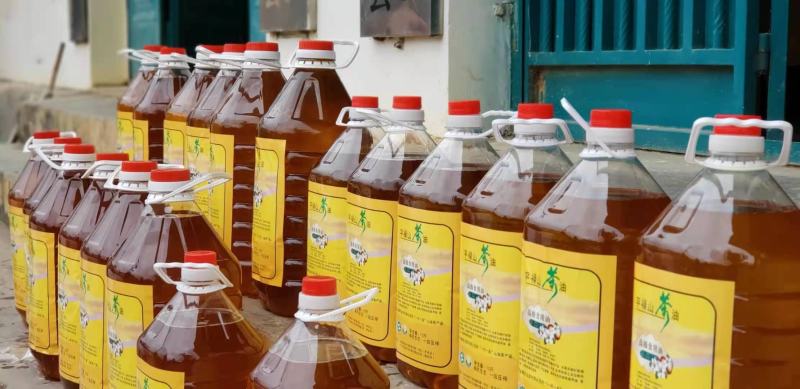 广西百色革命老区“一村一品”纯正有机肥老树山茶油