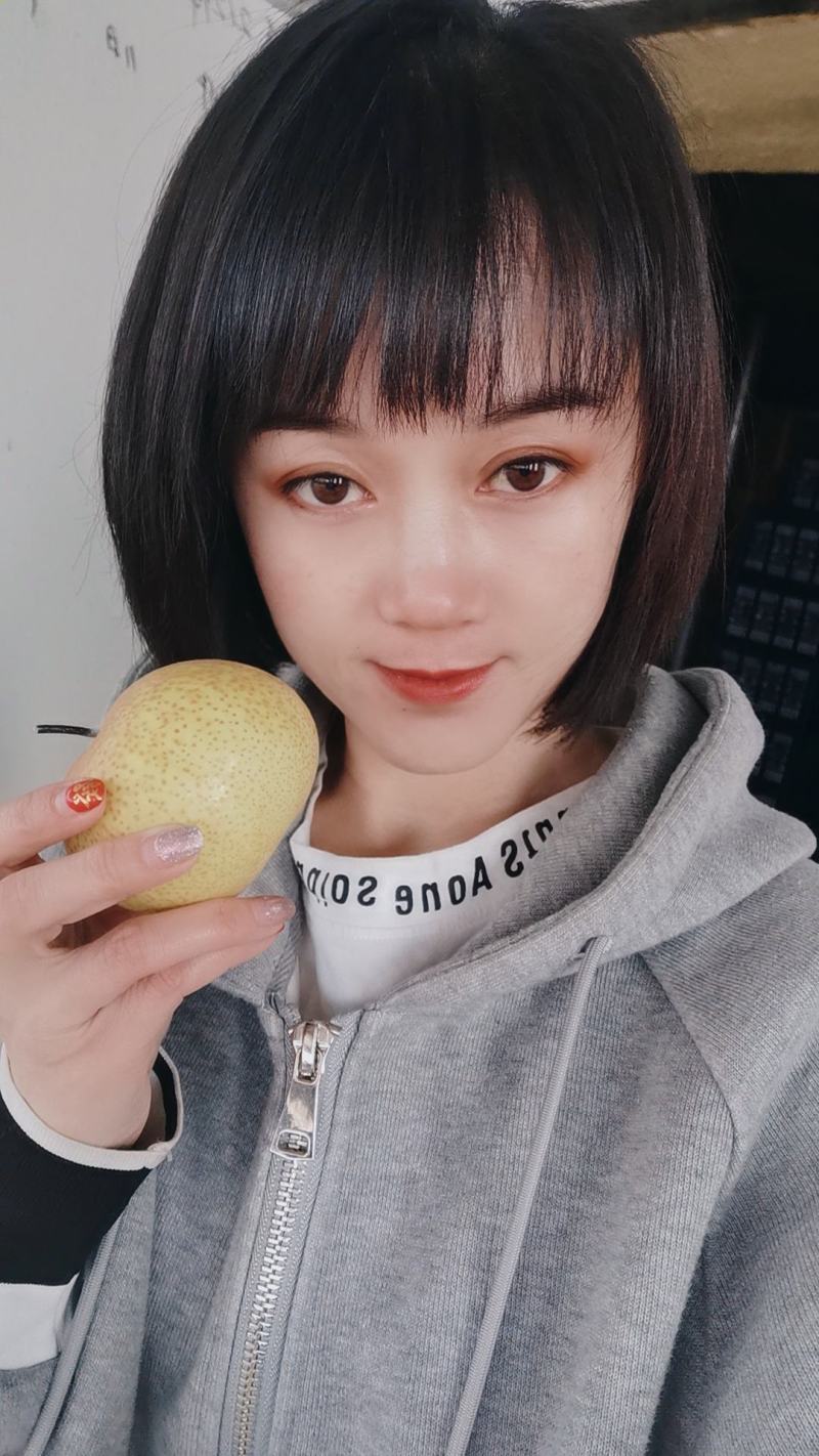 鞍山特产花盖梨酸甜可口皮薄多汁