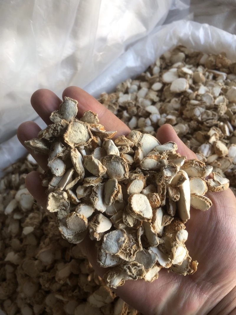 广东沙姜片山奈进口小圆片批发价格免费打粉