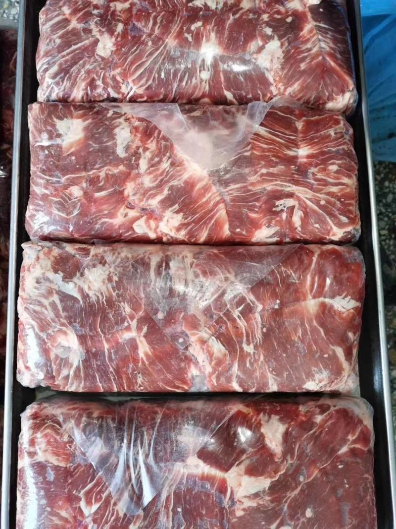 优质纯干牛碎肉长期供应每天加工新货品质保证欢迎来电