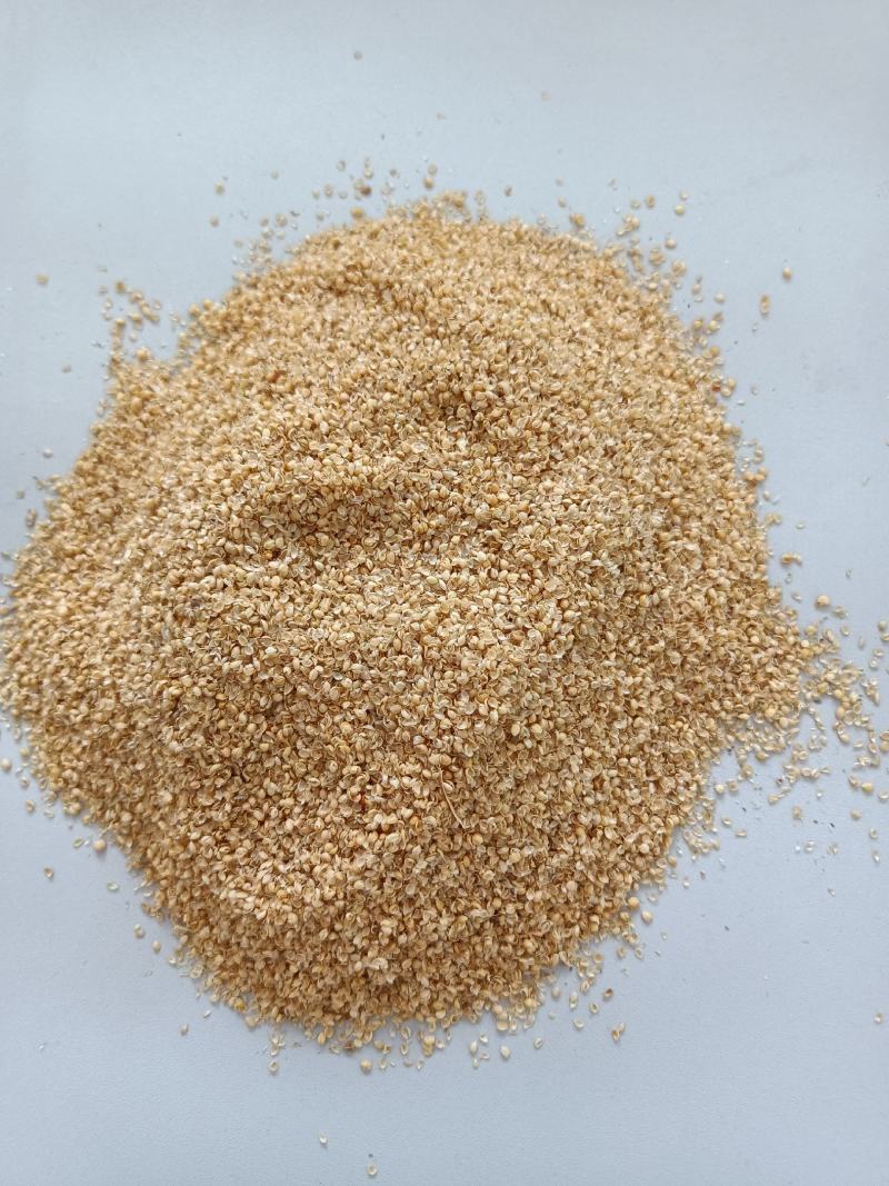 大量供应小米壳，小米糠，养殖饲料枕芯添加，保质保量。