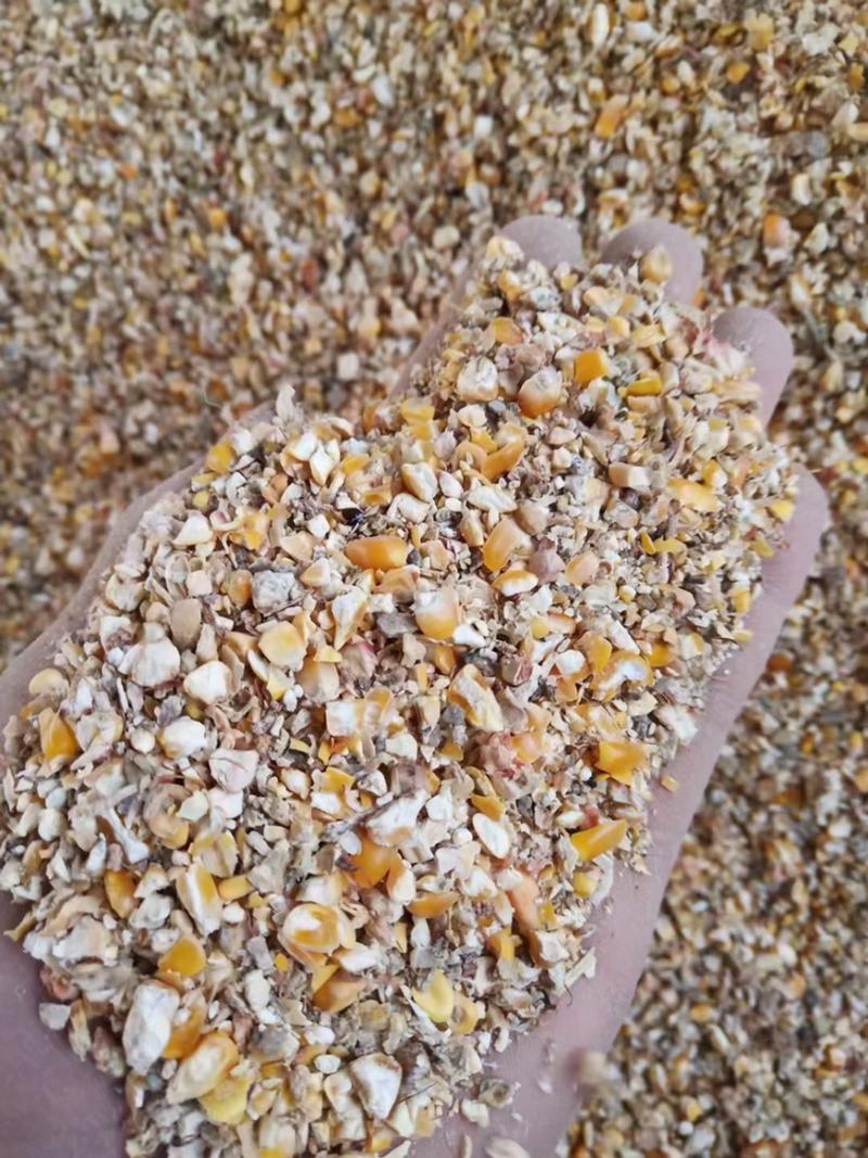 碎玉米，次玉米，玉米下脚料，鸡鸭鹅饲料，常年大量供应