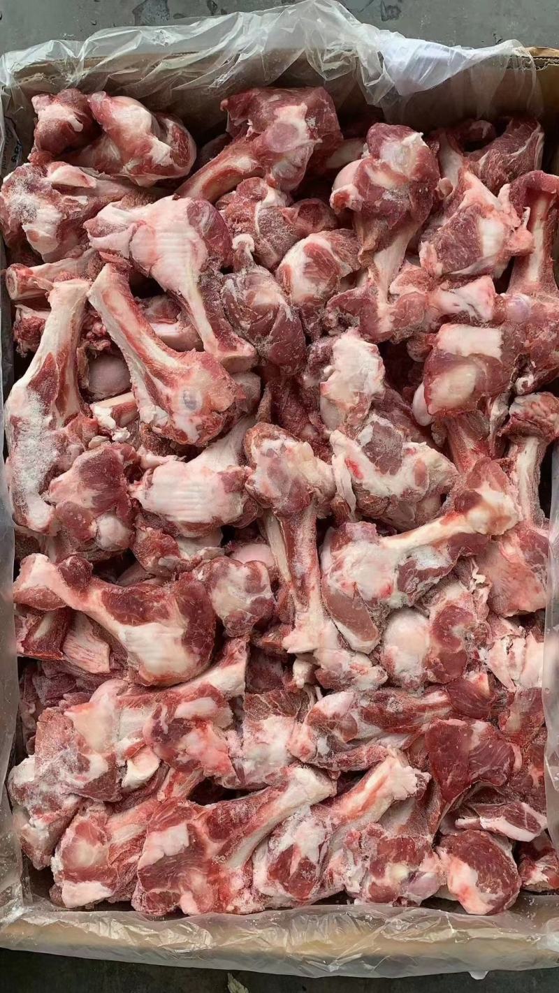 带肉多肉羊棒骨锯段。