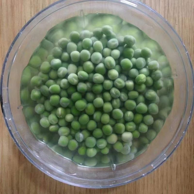 豌豆。豌豆米。煮的耙的干豌豆，。