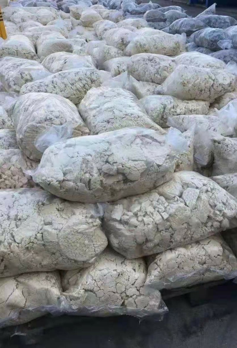 新鲜豆奶渣，营养价值高，无需发酵，可直接喂养