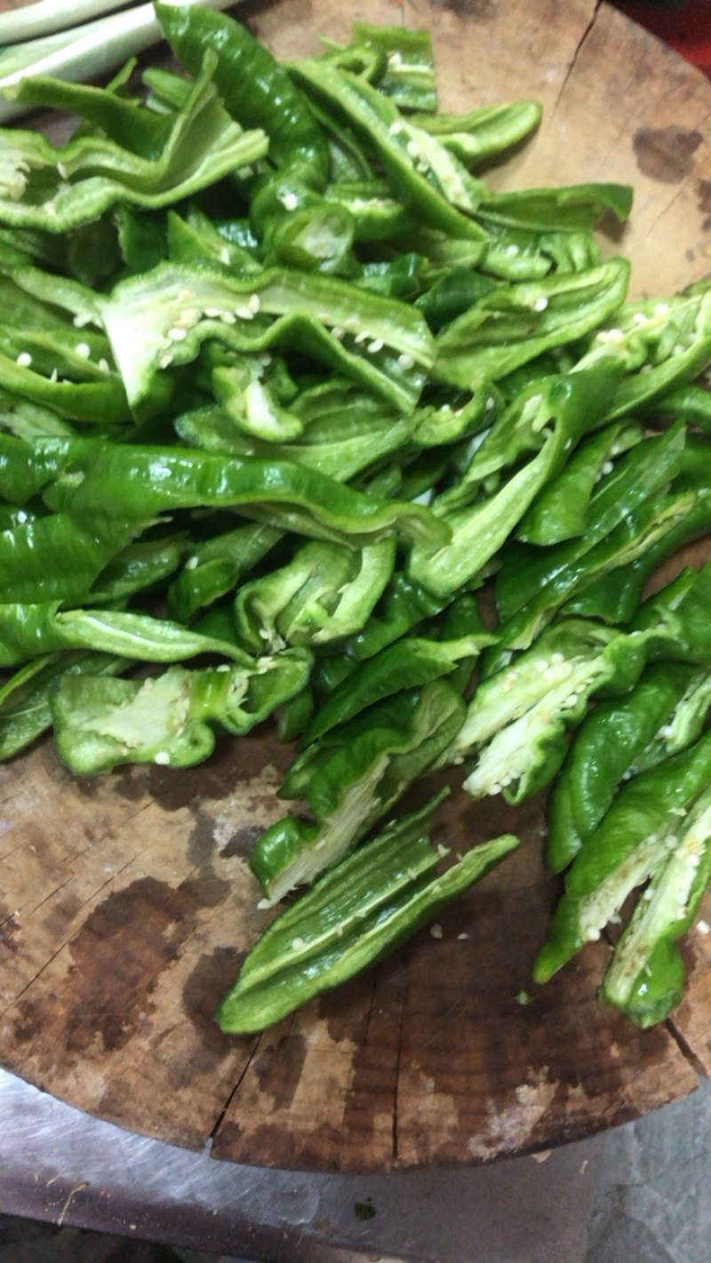 高原夏菜，精品螺丝椒，欢迎咨询，品质保证