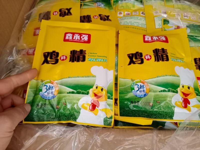 鸡精100克一袋一件80袋跑地摊5元3包模式