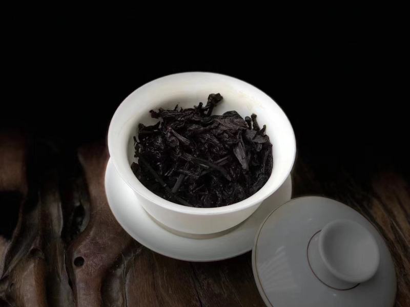 一九九二千年古树茶千年古树野樟香一筐400克