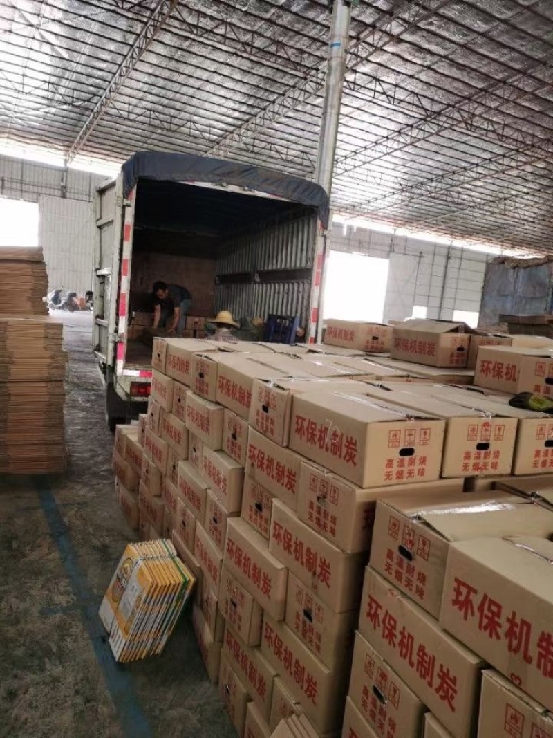竹炭工厂直销无烟无味机制炭烧烤炭