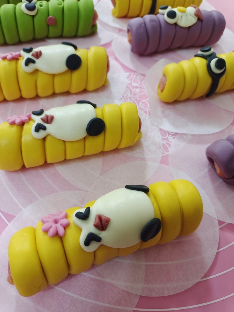 馒头卡通热狗果蔬热狗肠火腿卷儿童可爱速冻面食果蔬面点速