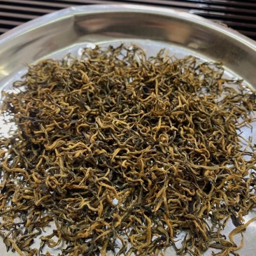 新茶武夷山｛全单芽黄芽金骏眉红茶高山原味嫩芽黄蜜香500克茶