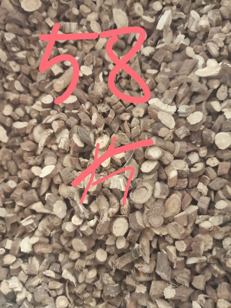 特此推荐甘肃瓜州精品甘草鲜货以及片等各种规格齐全欢迎咨询