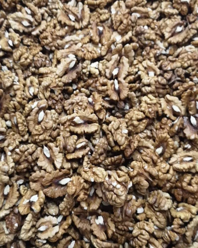 新疆185核桃仁纯手工挑选