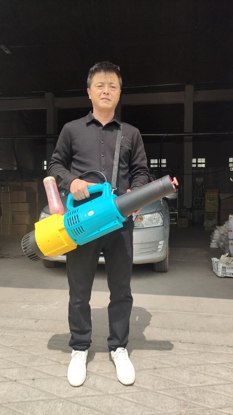 猕猴桃，桃树，梨树，樱桃树电动授粉器，一亩地15分钟搞定