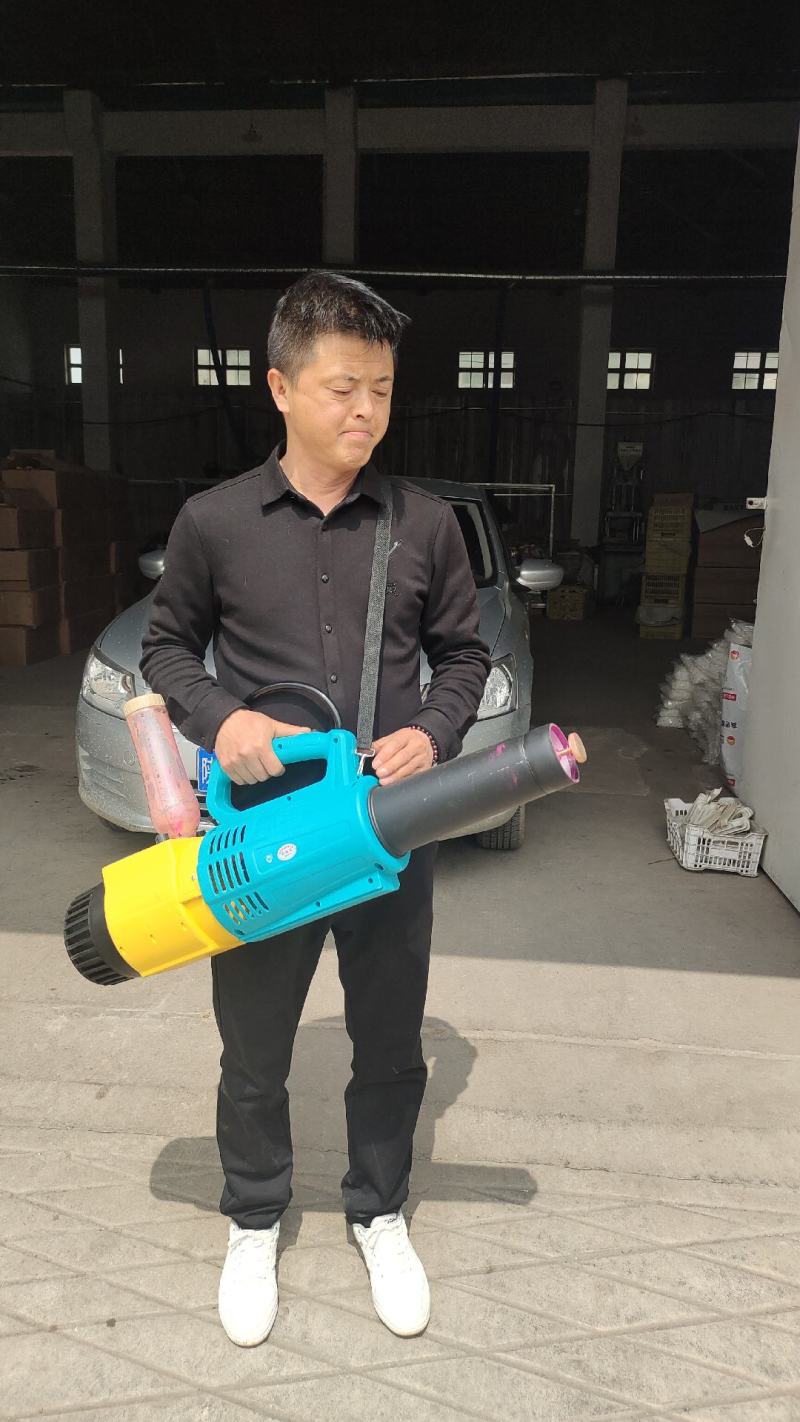 猕猴桃，桃树，梨树，樱桃树电动授粉器，一亩地15分钟搞定